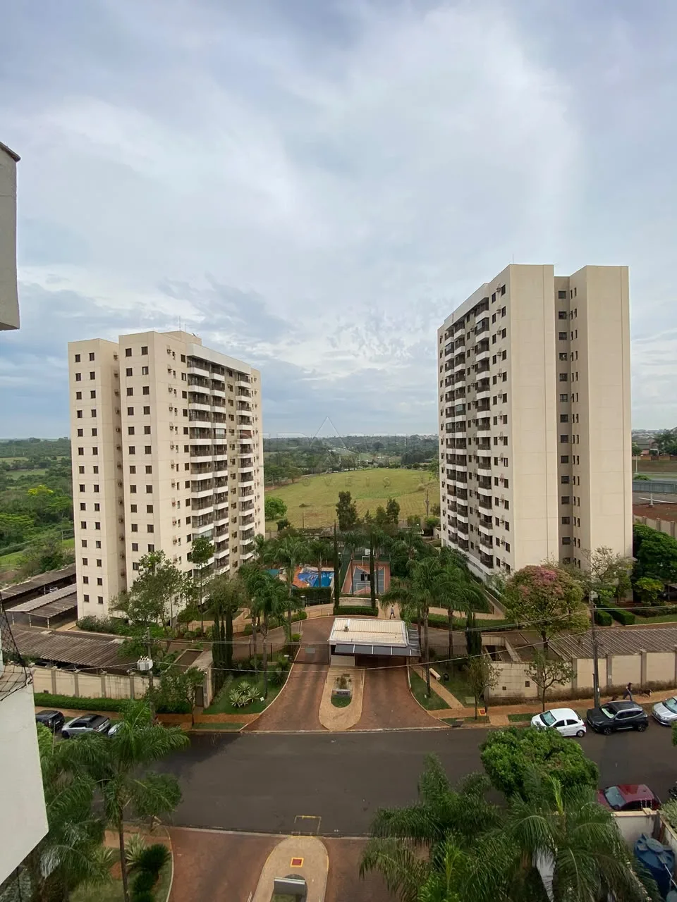 Alugar Apartamento / Padr&atilde;o em Ribeir&atilde;o Preto R$ 3.500,00 - Foto 16