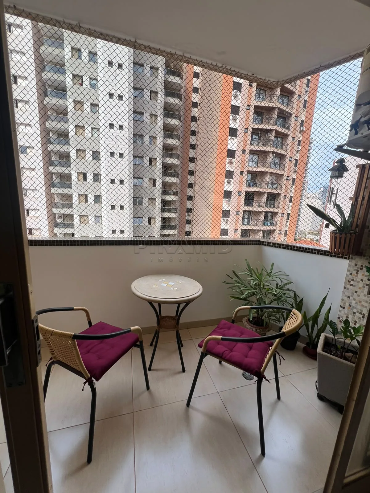 Comprar Apartamento / Padr&atilde;o em Ribeir&atilde;o Preto R$ 420.000,00 - Foto 4