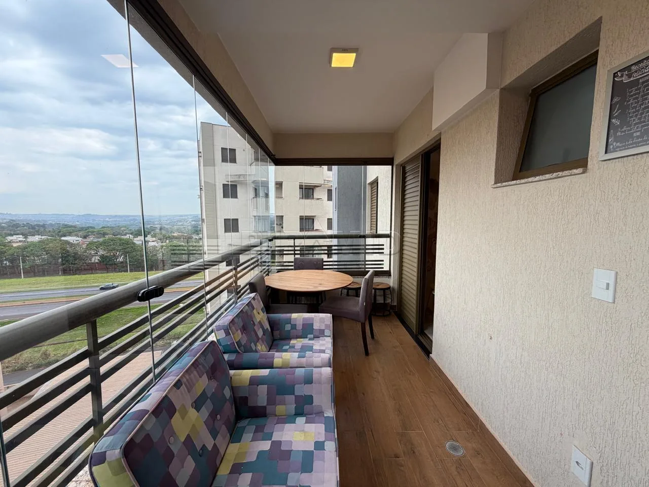 Alugar Apartamento / Padr&atilde;o em Ribeir&atilde;o Preto R$ 4.000,00 - Foto 7