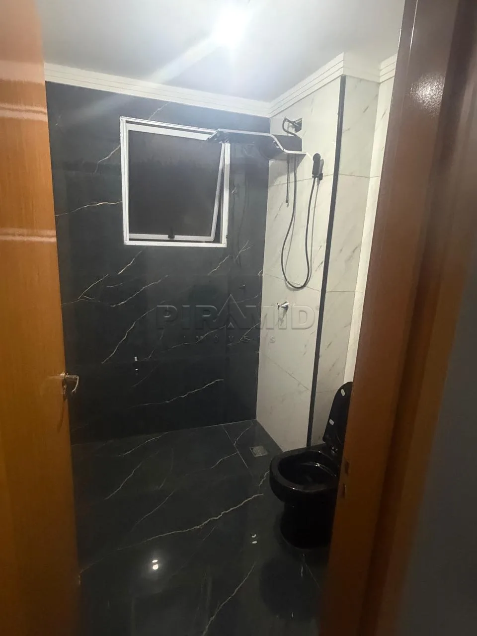 Alugar Apartamento / Padr&atilde;o em Ribeir&atilde;o Preto R$ 1.500,00 - Foto 10