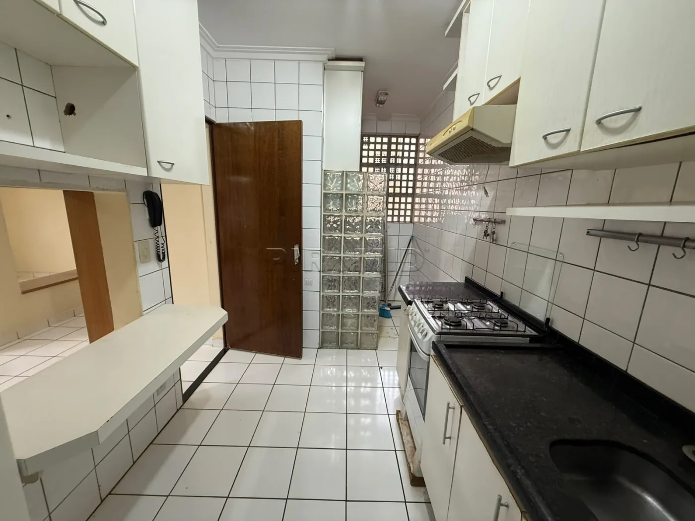 Alugar Apartamento / Padr&atilde;o em Ribeir&atilde;o Preto R$ 1.350,00 - Foto 8