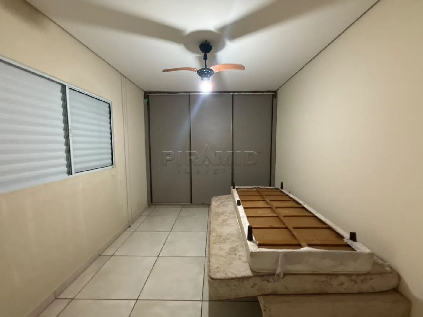 Alugar Casa / Padr&atilde;o em Ribeir&atilde;o Preto R$ 4.100,00 - Foto 13