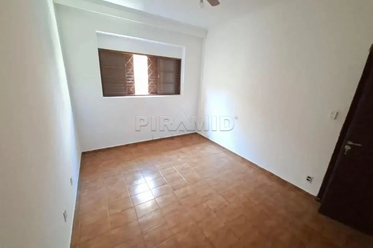 Alugar Casa / Padr&atilde;o em Ribeir&atilde;o Preto R$ 3.700,00 - Foto 3