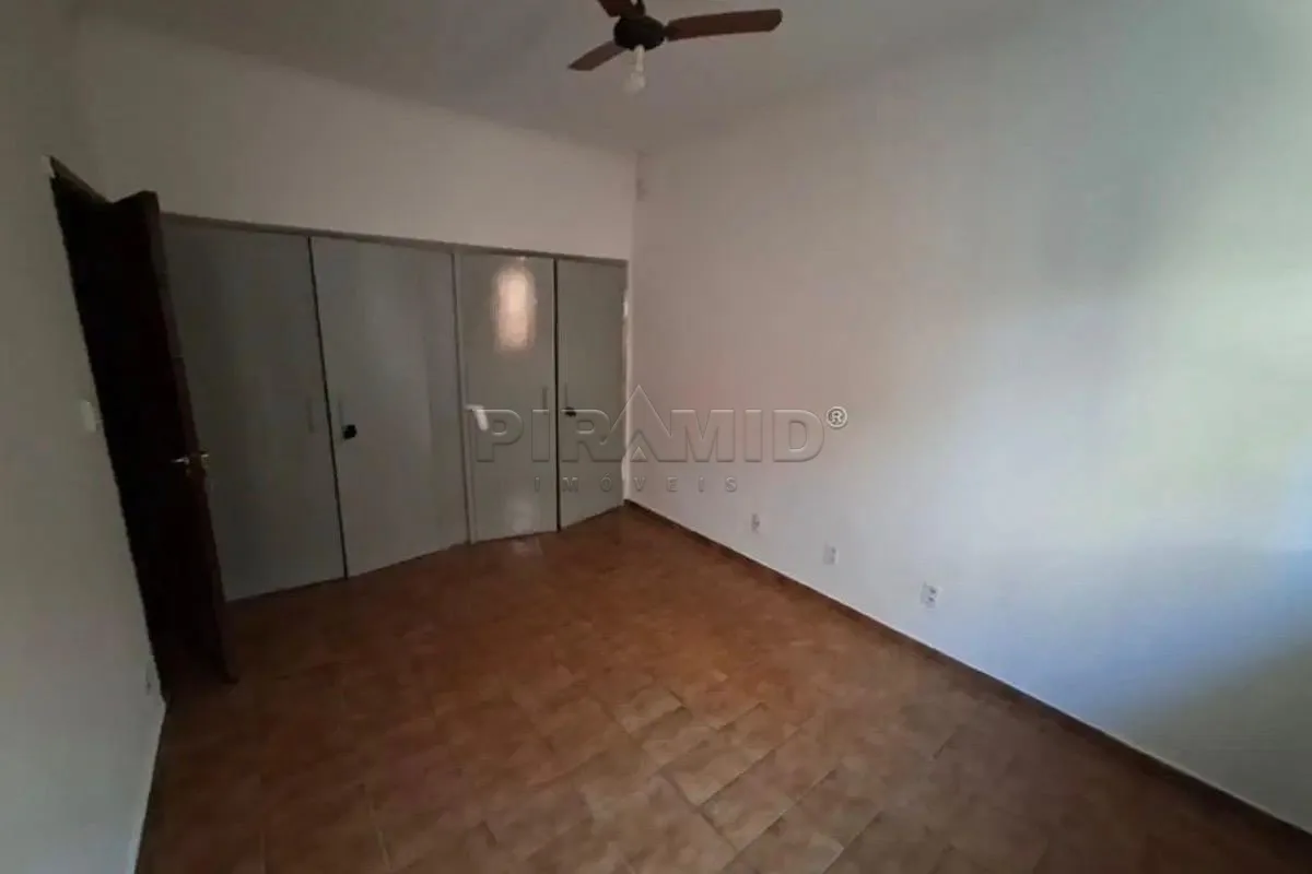 Alugar Casa / Padr&atilde;o em Ribeir&atilde;o Preto R$ 3.700,00 - Foto 4