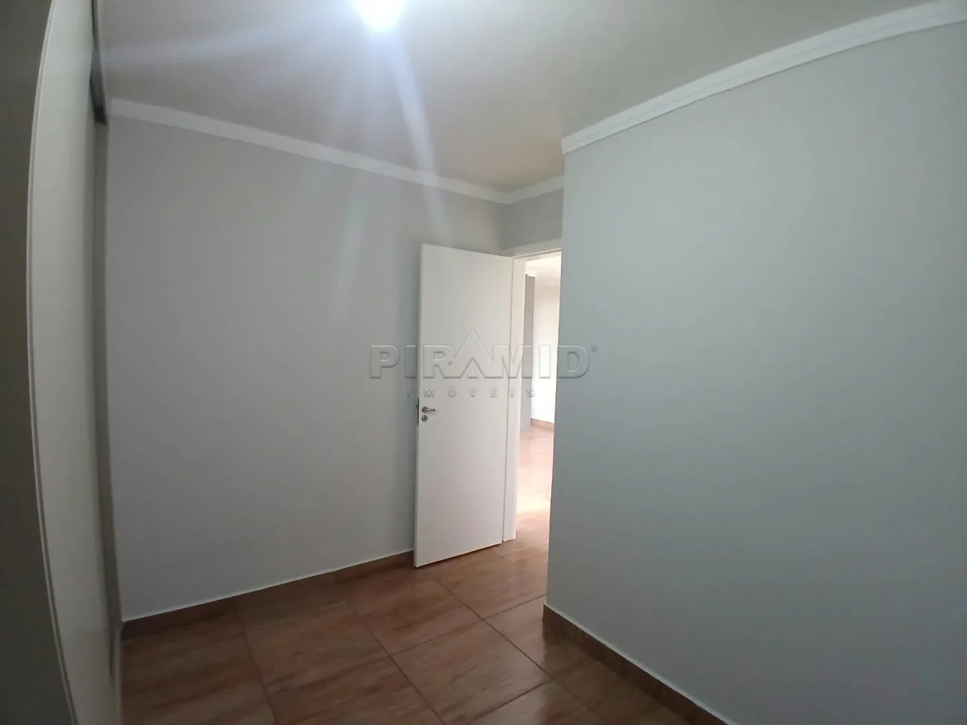 Alugar Apartamento / Padr&atilde;o em Ribeir&atilde;o Preto R$ 1.500,00 - Foto 10