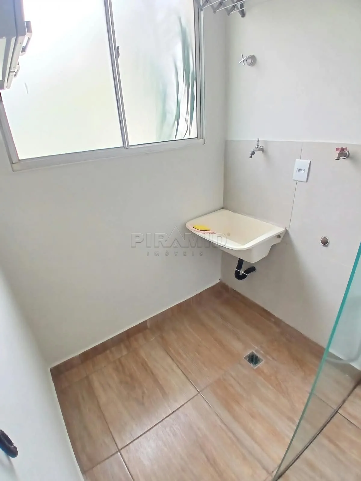Alugar Apartamento / Padr&atilde;o em Ribeir&atilde;o Preto R$ 1.500,00 - Foto 12