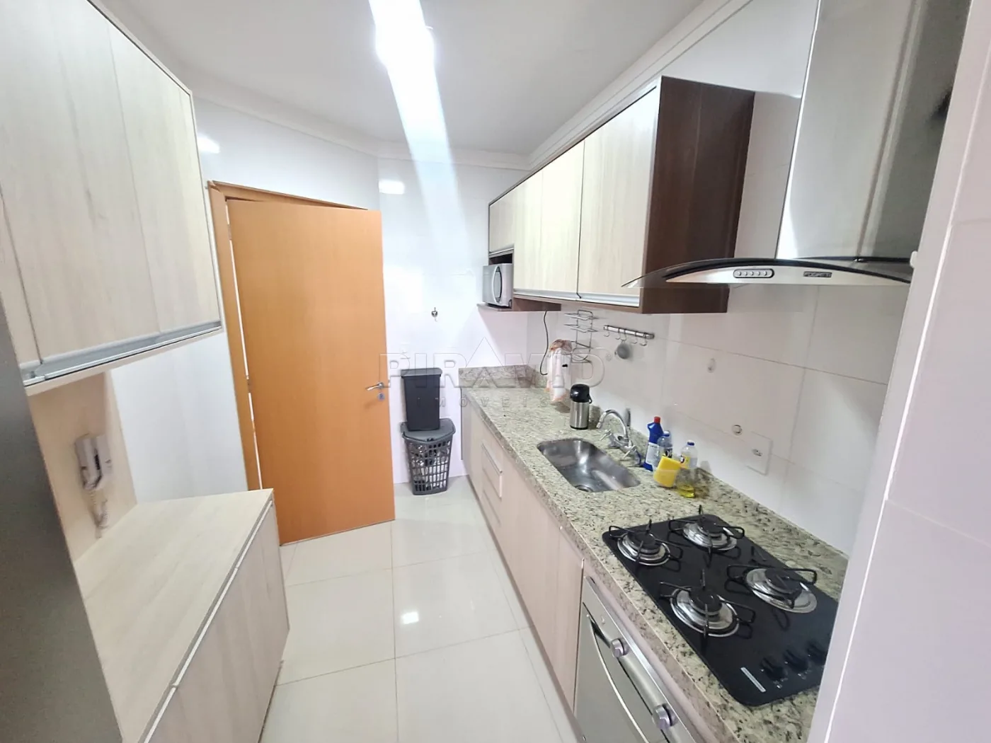 Alugar Apartamento / Padr&atilde;o em Ribeir&atilde;o Preto R$ 5.000,00 - Foto 13