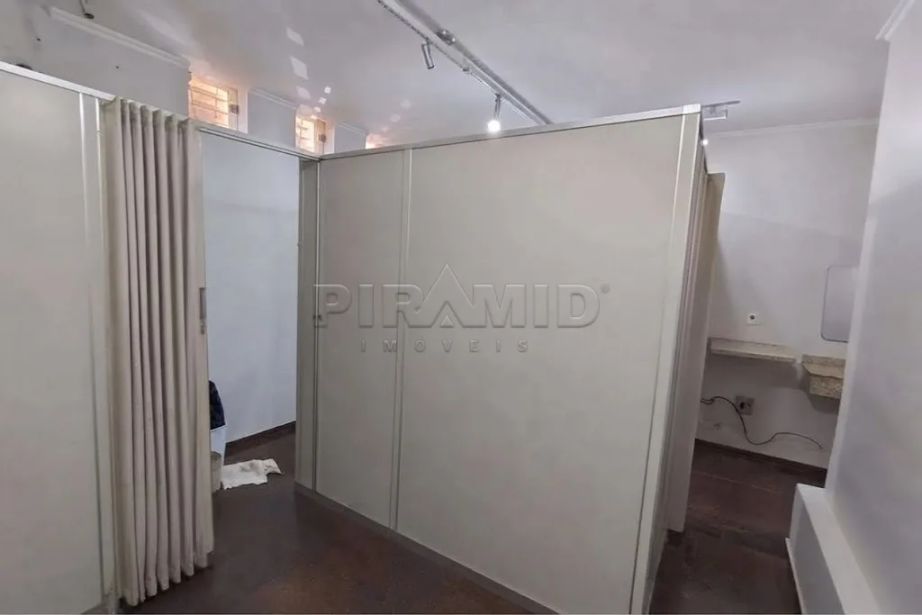 Comprar Casa / Padr&atilde;o em Ribeir&atilde;o Preto R$ 450.000,00 - Foto 2