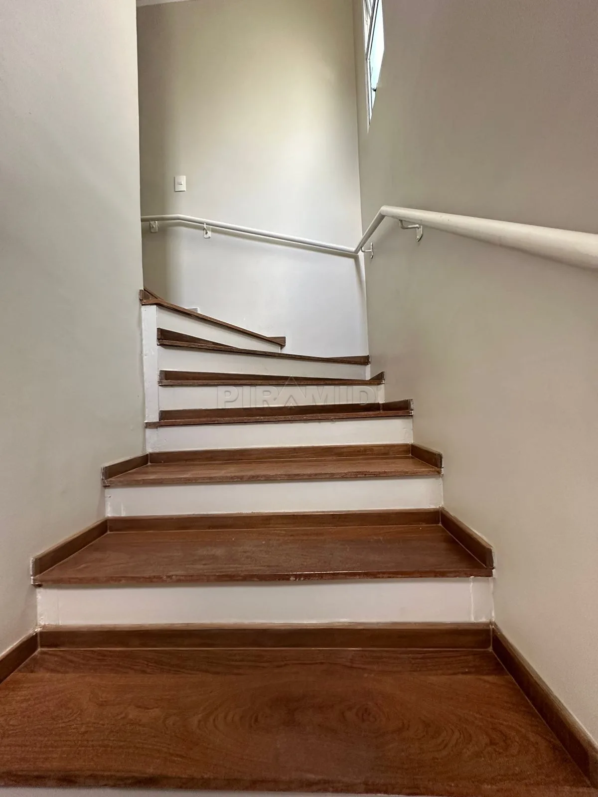Comprar Casa / Padr&atilde;o em Ribeir&atilde;o Preto R$ 650.000,00 - Foto 5