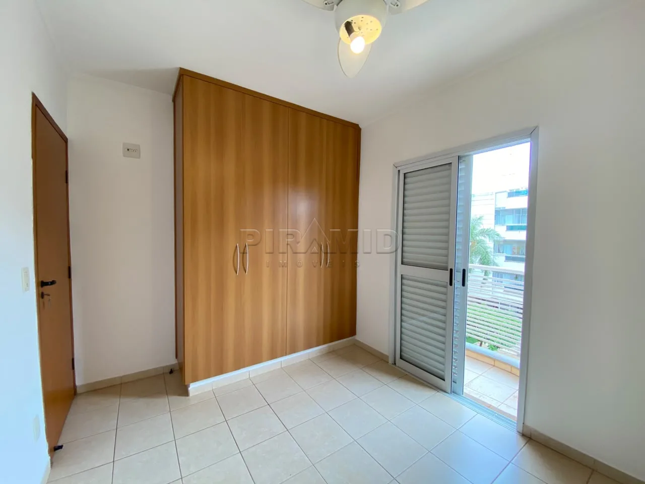 Alugar Apartamento / Padr&atilde;o em Ribeir&atilde;o Preto R$ 2.000,00 - Foto 11