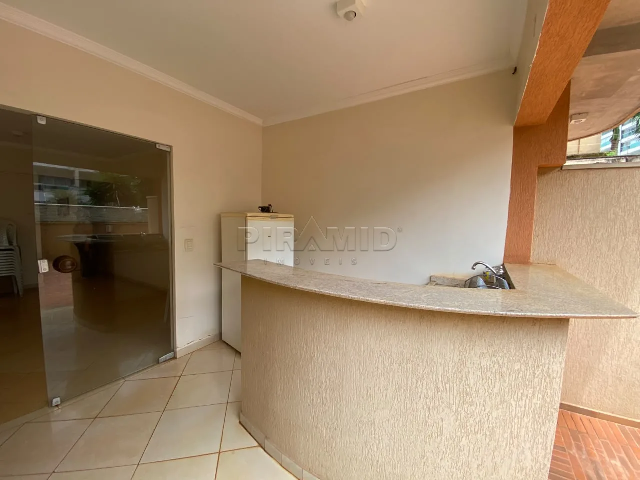 Alugar Apartamento / Padr&atilde;o em Ribeir&atilde;o Preto R$ 2.000,00 - Foto 21