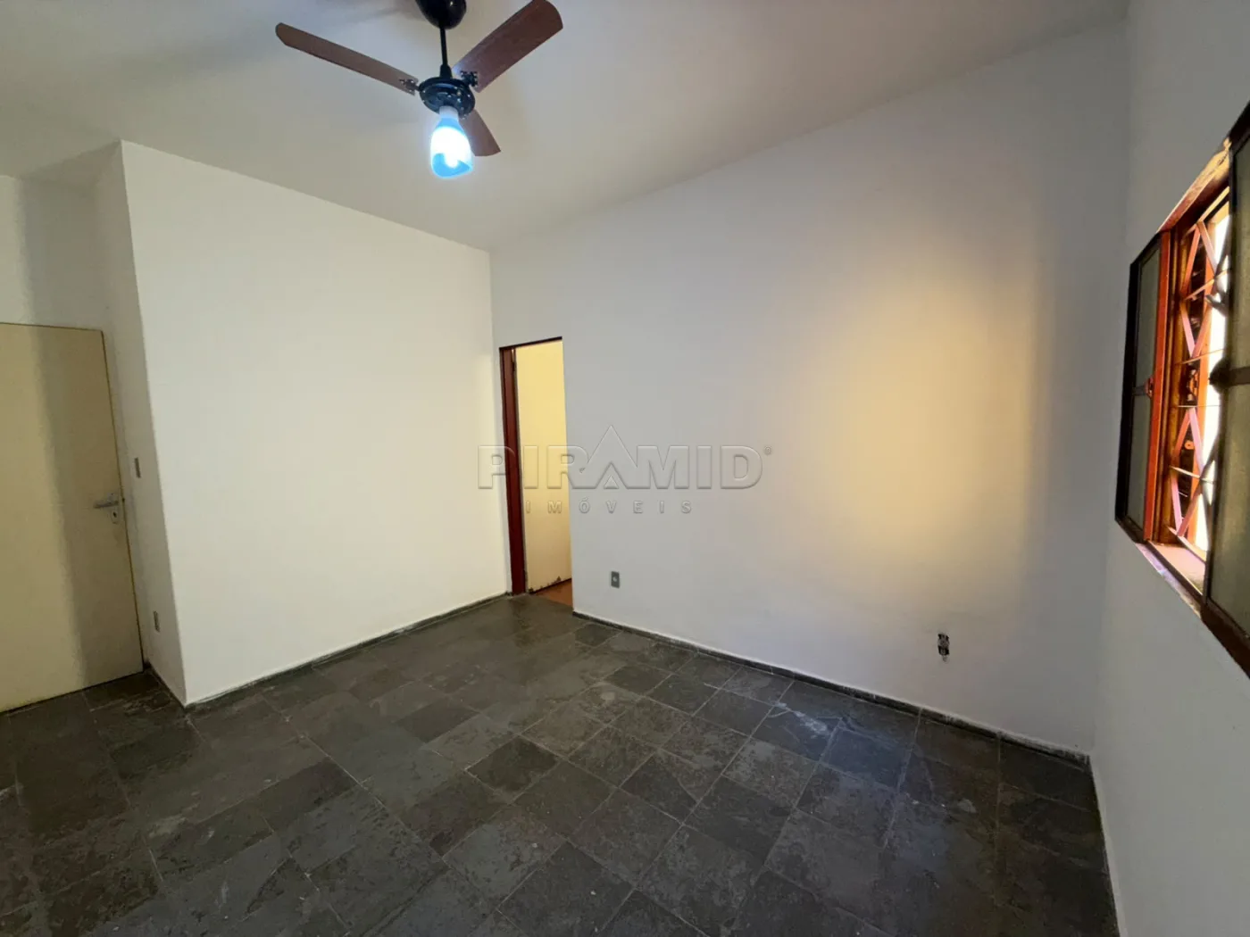 Alugar Casa / Padr&atilde;o em Ribeir&atilde;o Preto R$ 4.500,00 - Foto 6