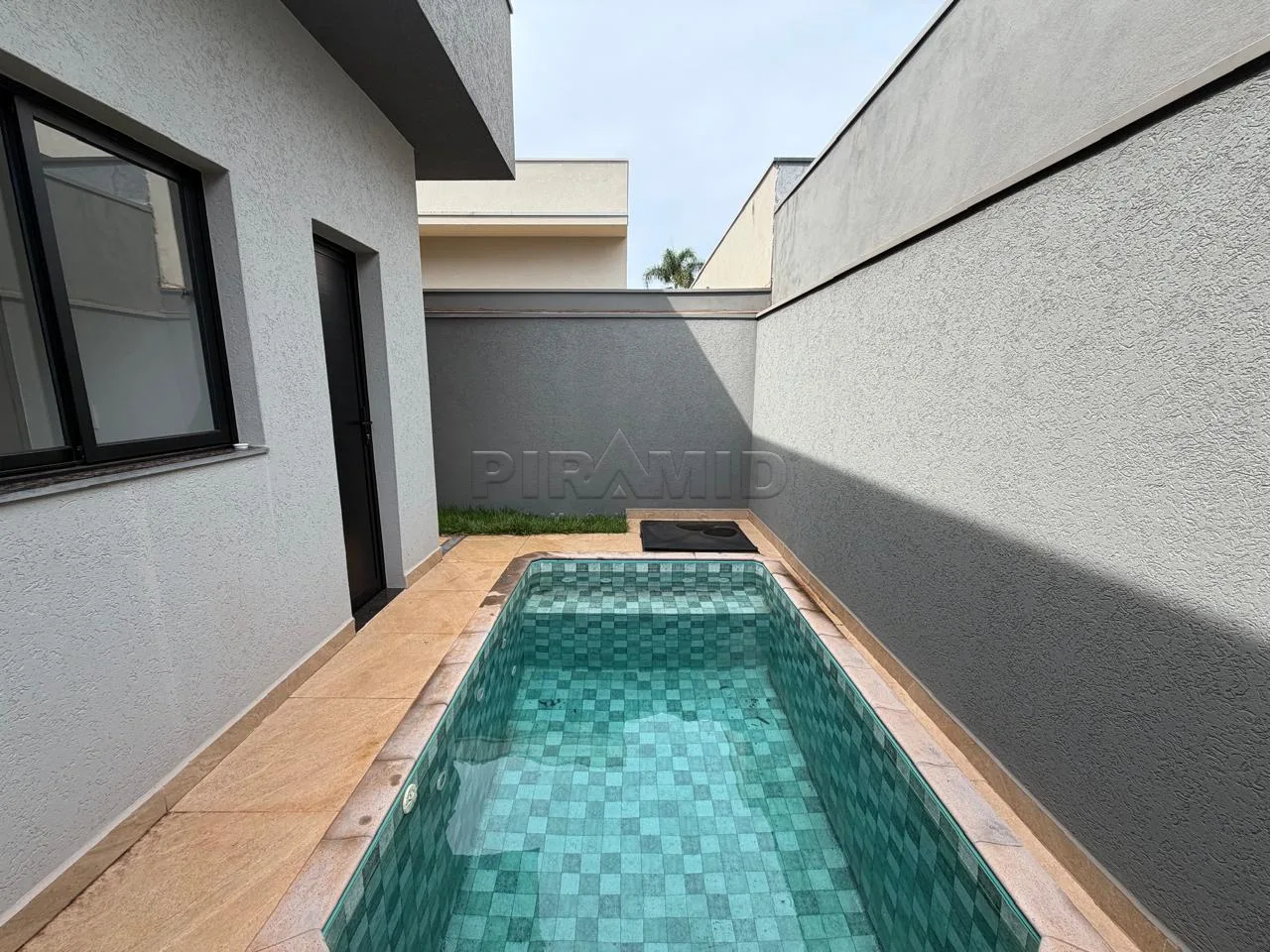 Comprar Casa / Condom&iacute;nio em Ribeir&atilde;o Preto R$ 1.150.000,00 - Foto 2