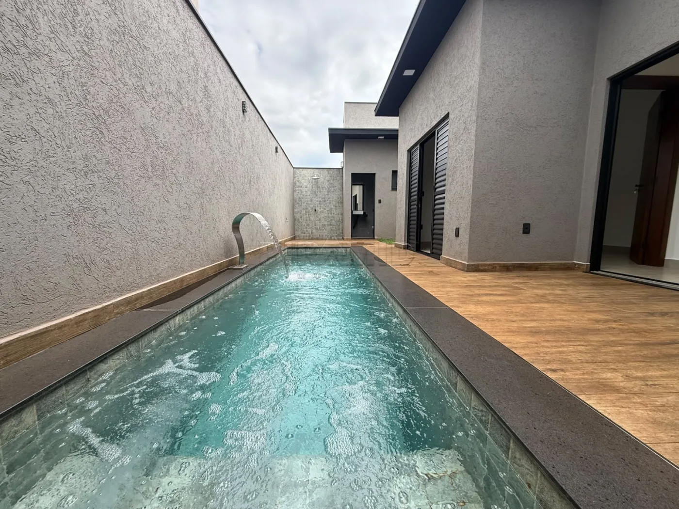 Comprar Casa / Padr&atilde;o em Ribeir&atilde;o Preto R$ 850.000,00 - Foto 1