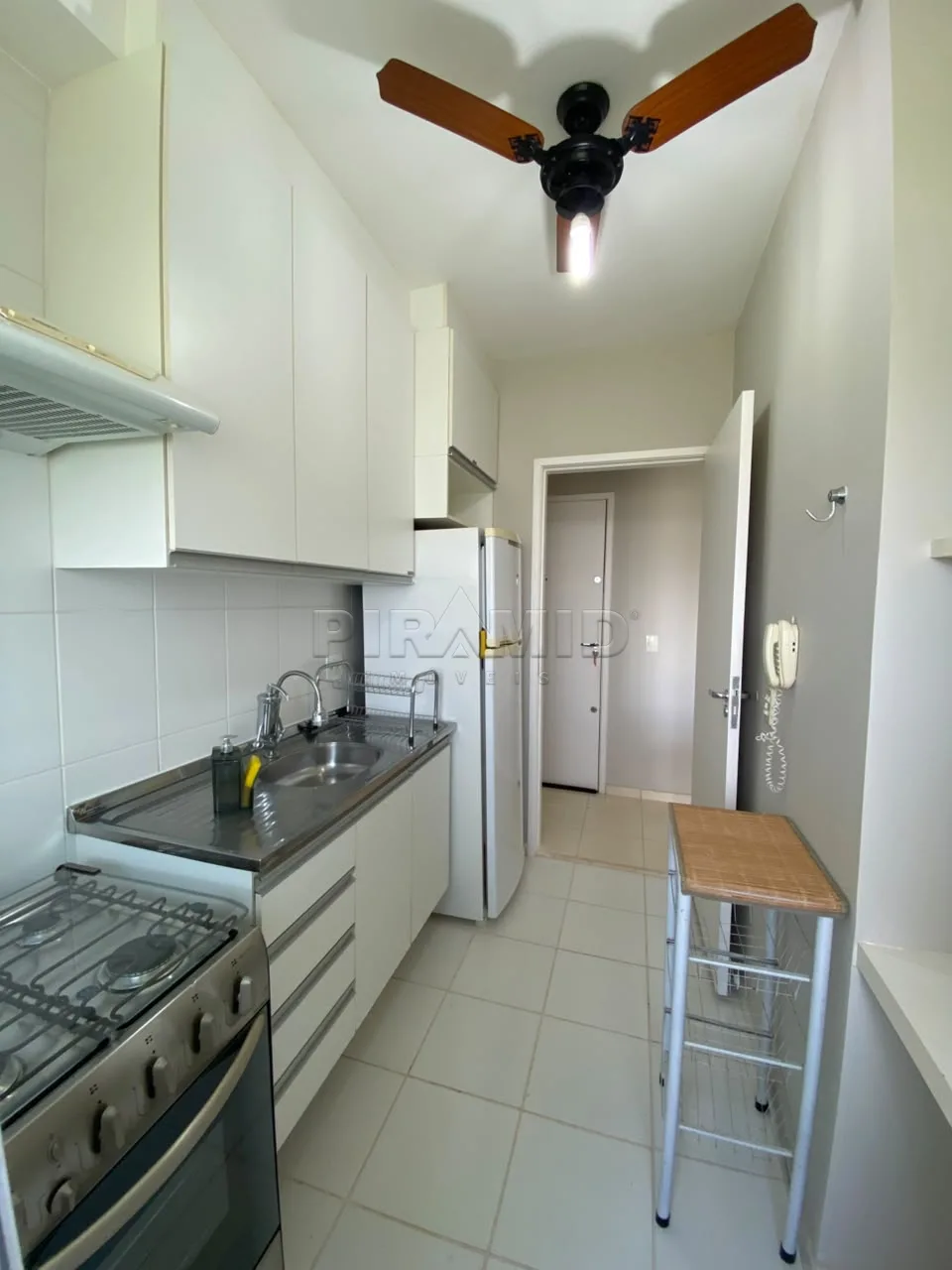 Alugar Apartamento / Padr&atilde;o em Ribeir&atilde;o Preto R$ 2.500,00 - Foto 7
