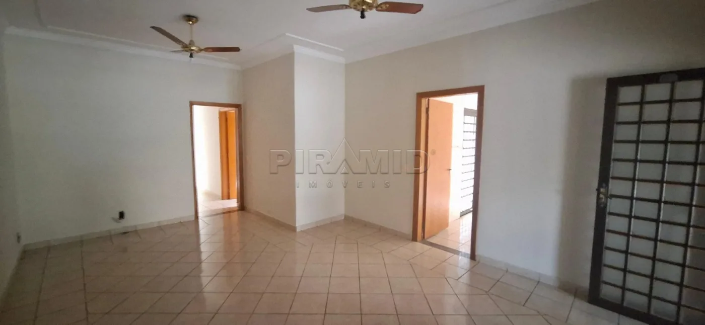 Alugar Casa / Padr&atilde;o em Ribeir&atilde;o Preto R$ 2.000,00 - Foto 2