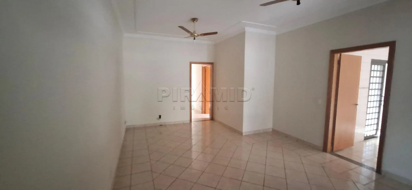 Alugar Casa / Padr&atilde;o em Ribeir&atilde;o Preto R$ 2.000,00 - Foto 3