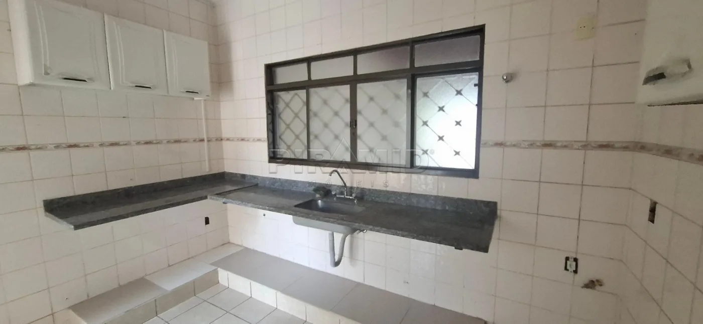 Alugar Casa / Padr&atilde;o em Ribeir&atilde;o Preto R$ 2.000,00 - Foto 4
