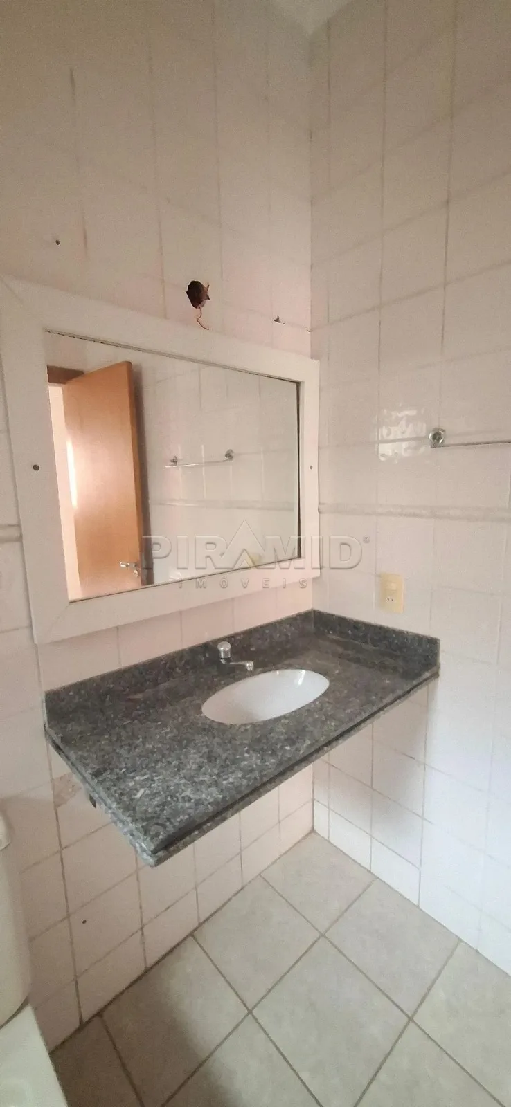 Alugar Casa / Padr&atilde;o em Ribeir&atilde;o Preto R$ 2.000,00 - Foto 13