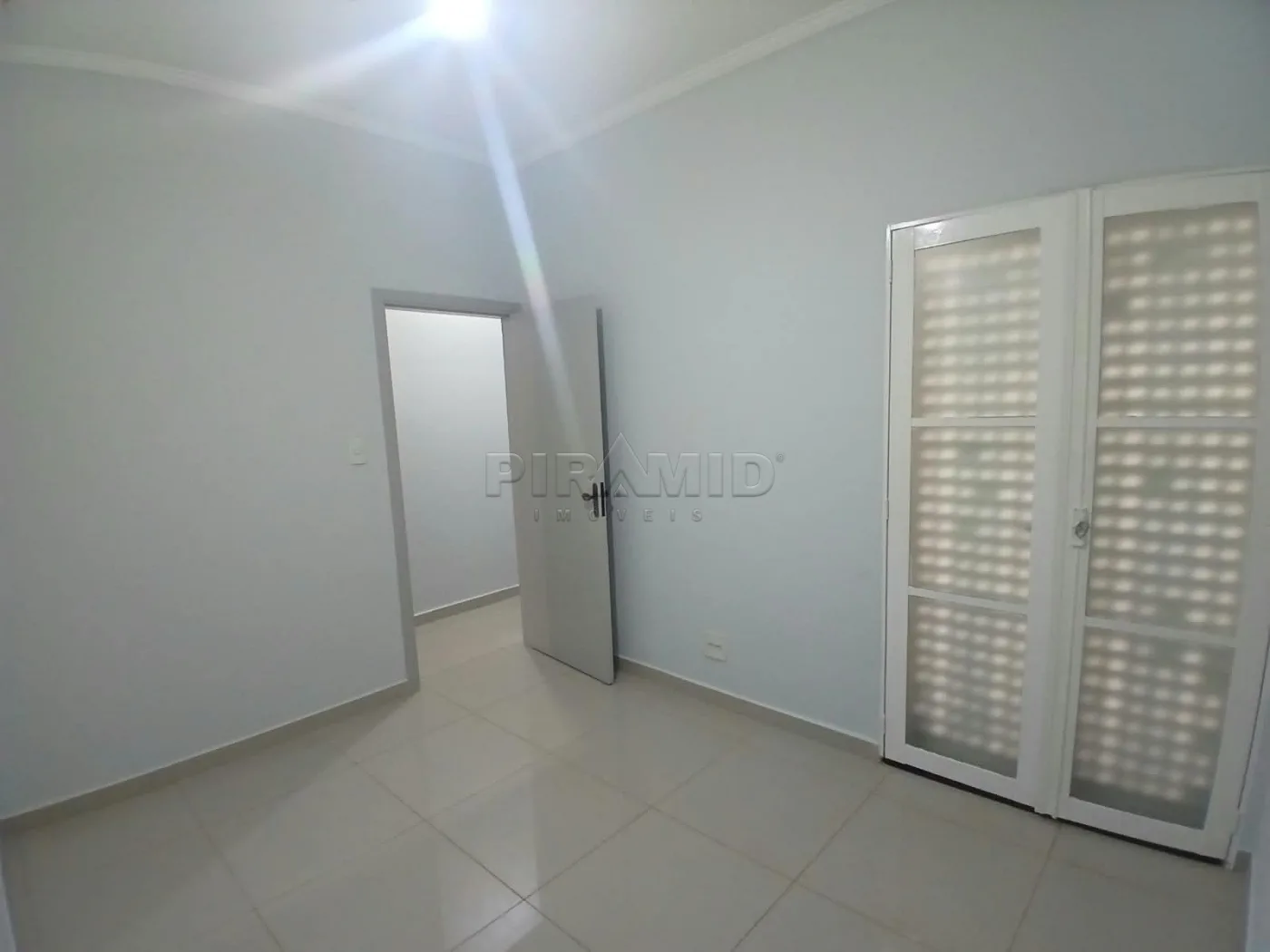 Alugar Casa / Padr&atilde;o em Ribeir&atilde;o Preto R$ 5.000,00 - Foto 28