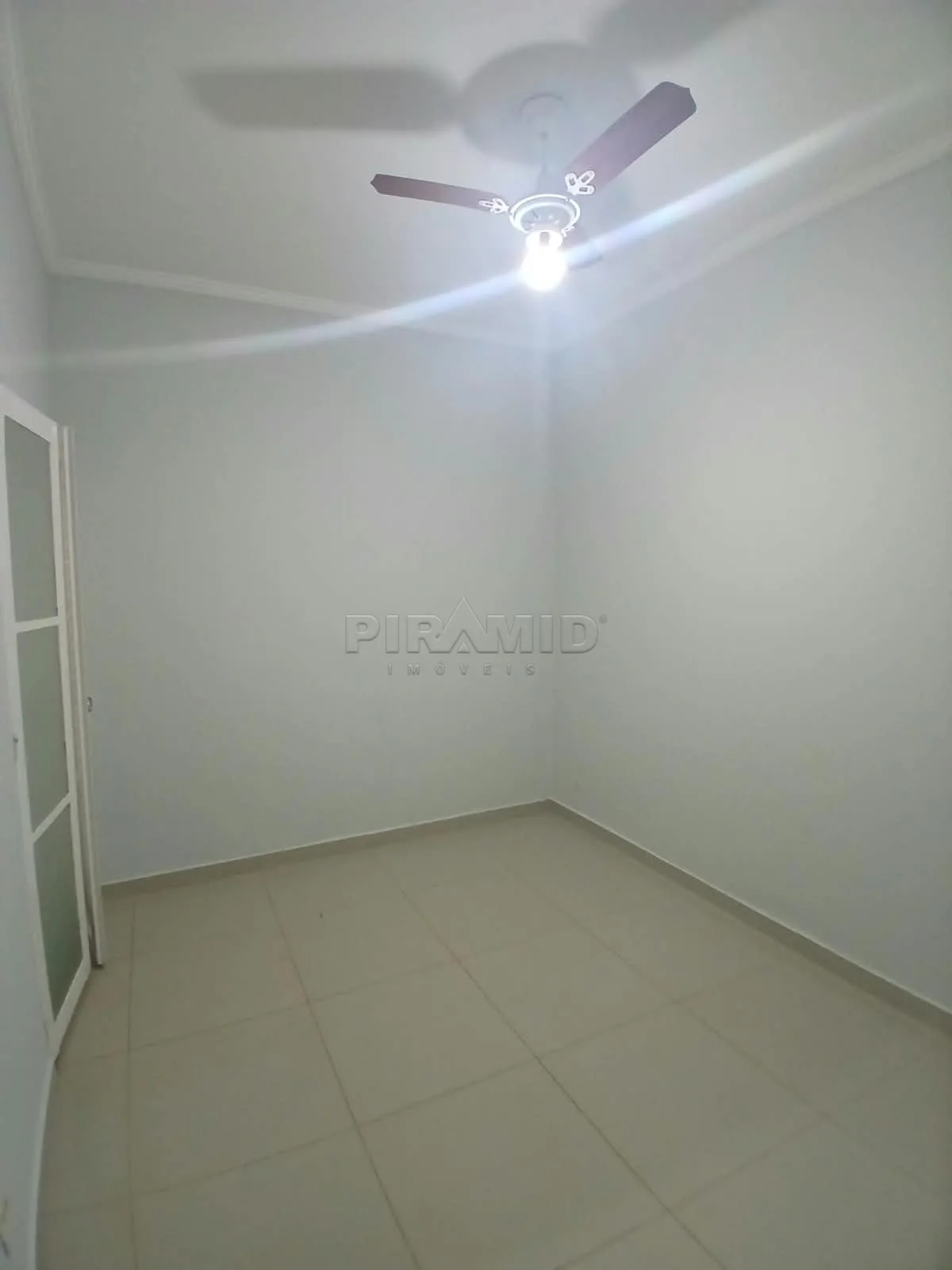 Alugar Casa / Padr&atilde;o em Ribeir&atilde;o Preto R$ 5.000,00 - Foto 31
