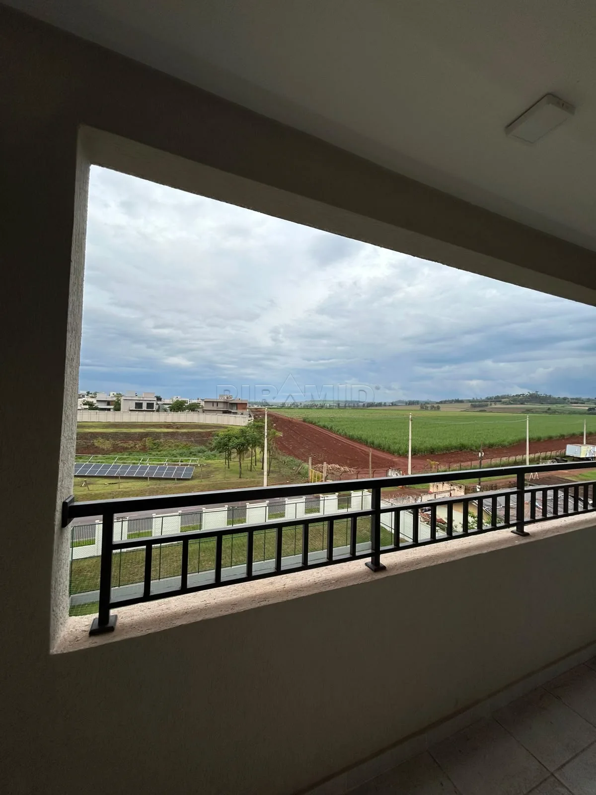 Comprar Apartamento / Padr&atilde;o em Ribeir&atilde;o Preto R$ 330.000,00 - Foto 3