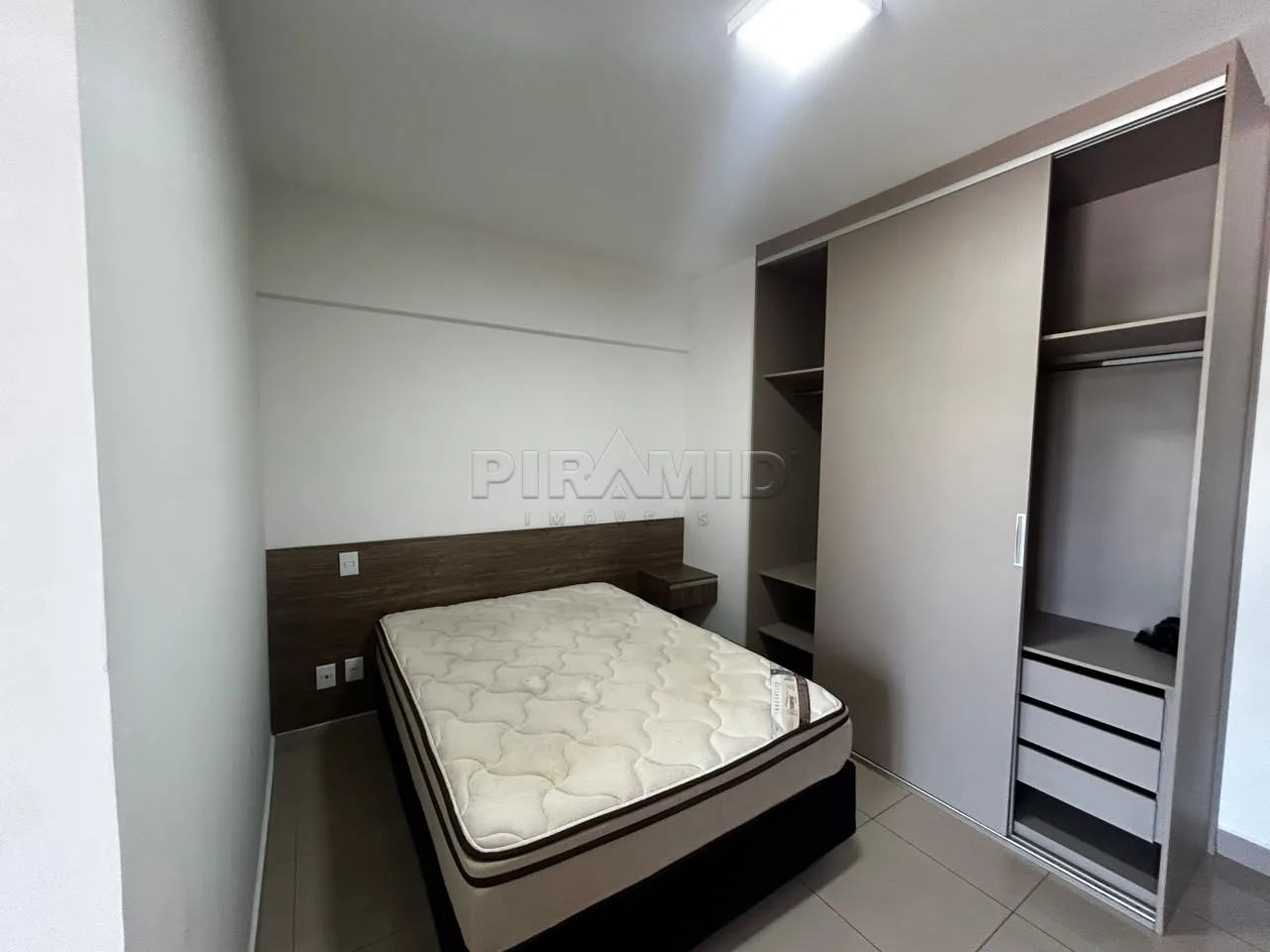 Alugar Apartamento / Padr&atilde;o em Ribeir&atilde;o Preto R$ 1.800,00 - Foto 10