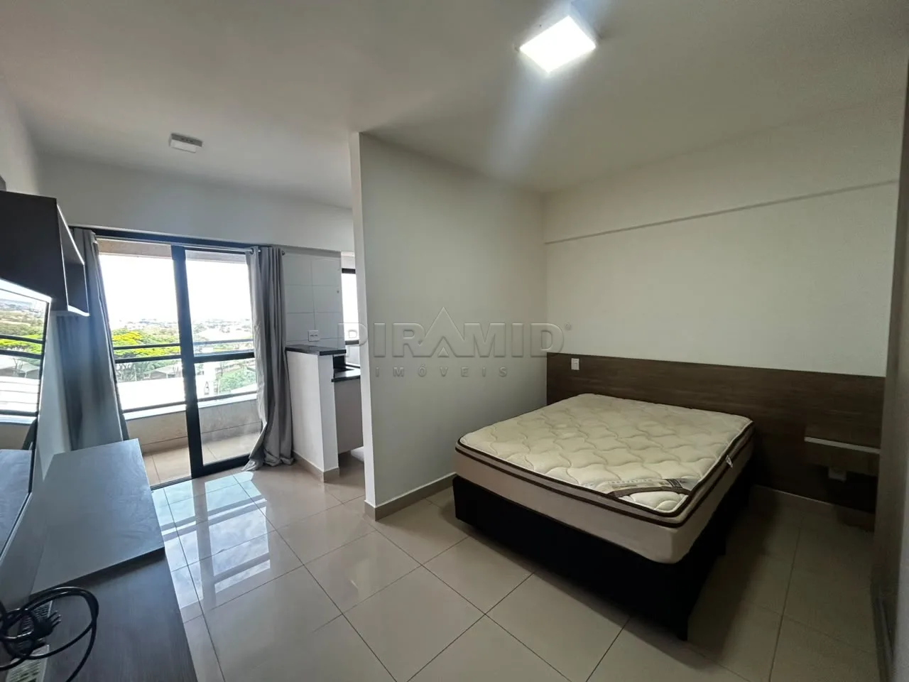 Alugar Apartamento / Padr&atilde;o em Ribeir&atilde;o Preto R$ 1.800,00 - Foto 12