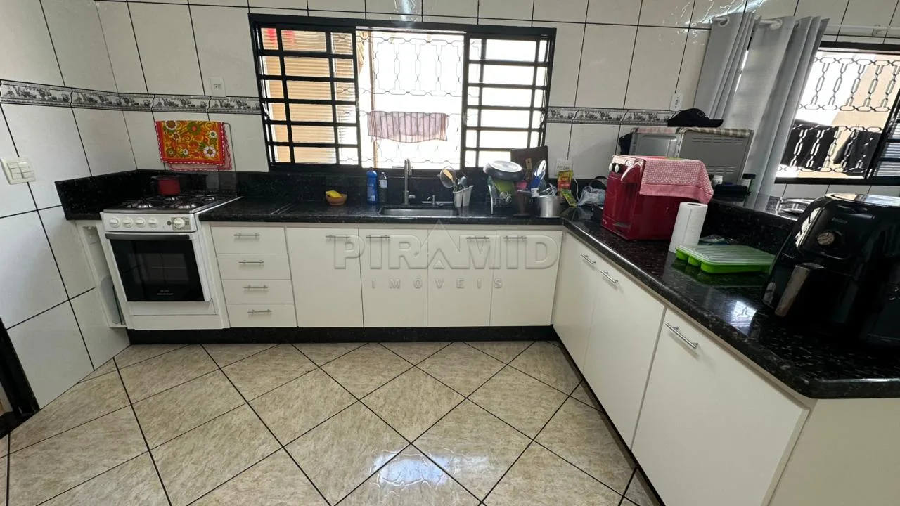 Comprar Casa / Padr&atilde;o em Ribeir&atilde;o Preto R$ 450.000,00 - Foto 12