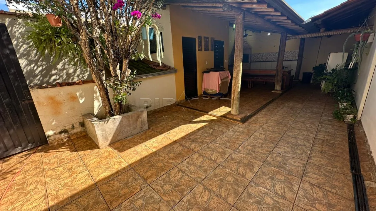 Comprar Casa / Padr&atilde;o em Ribeir&atilde;o Preto R$ 450.000,00 - Foto 17