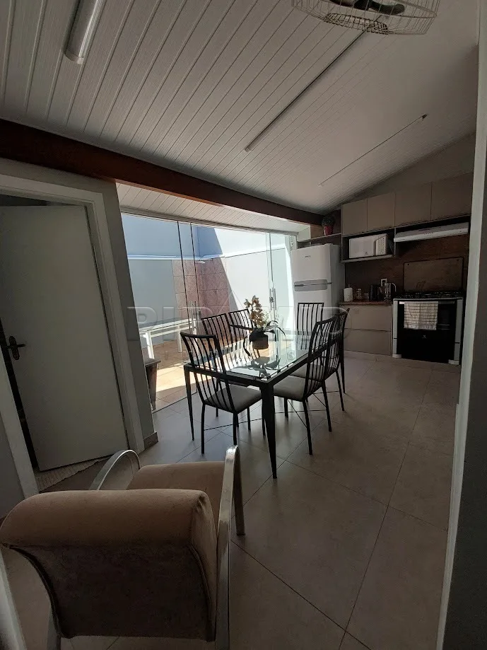 Comprar Casa / Padr&atilde;o em Ribeir&atilde;o Preto R$ 360.000,00 - Foto 3