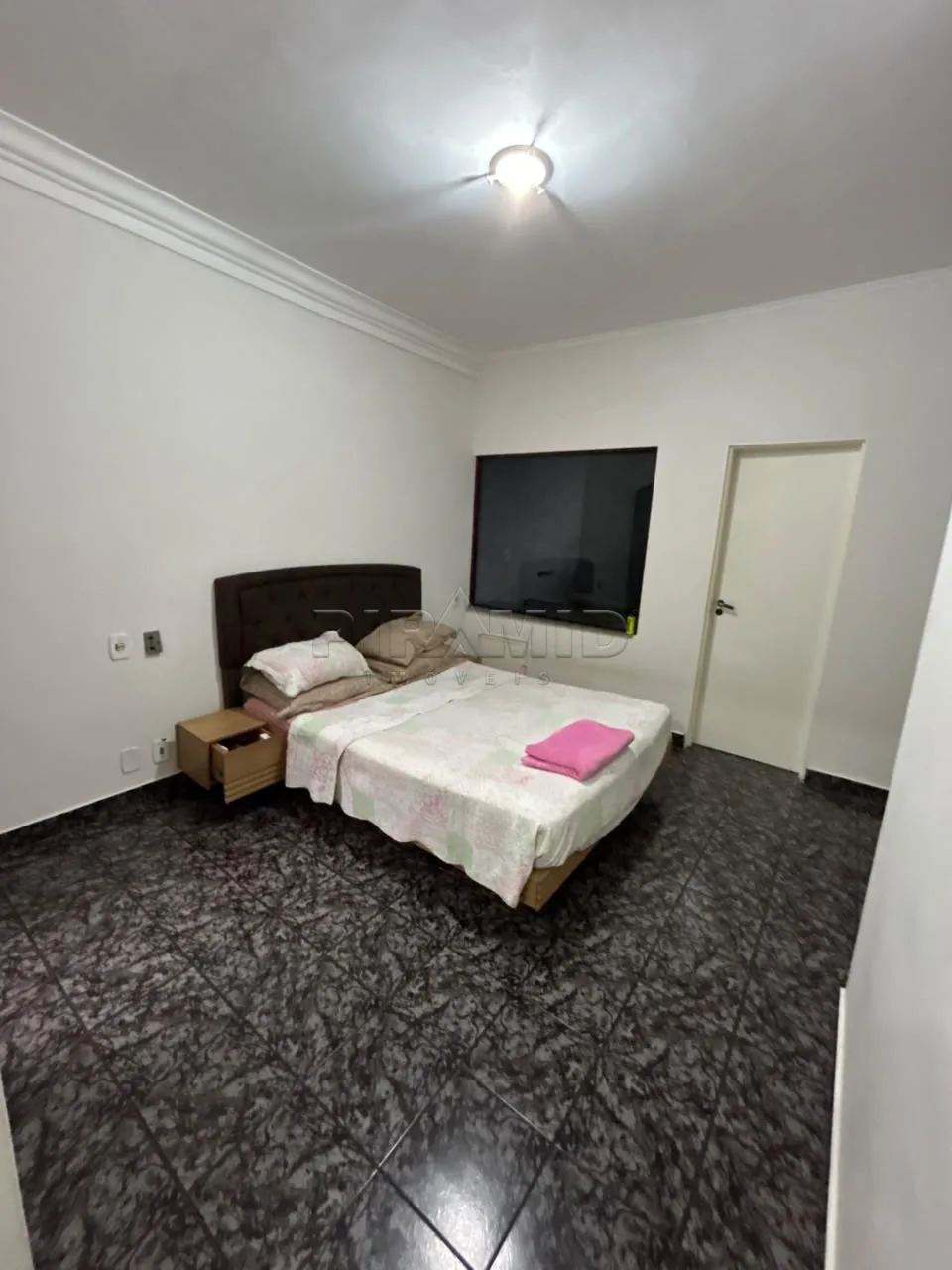 Comprar Casa / Padr&atilde;o em Ribeir&atilde;o Preto R$ 400.000,00 - Foto 17