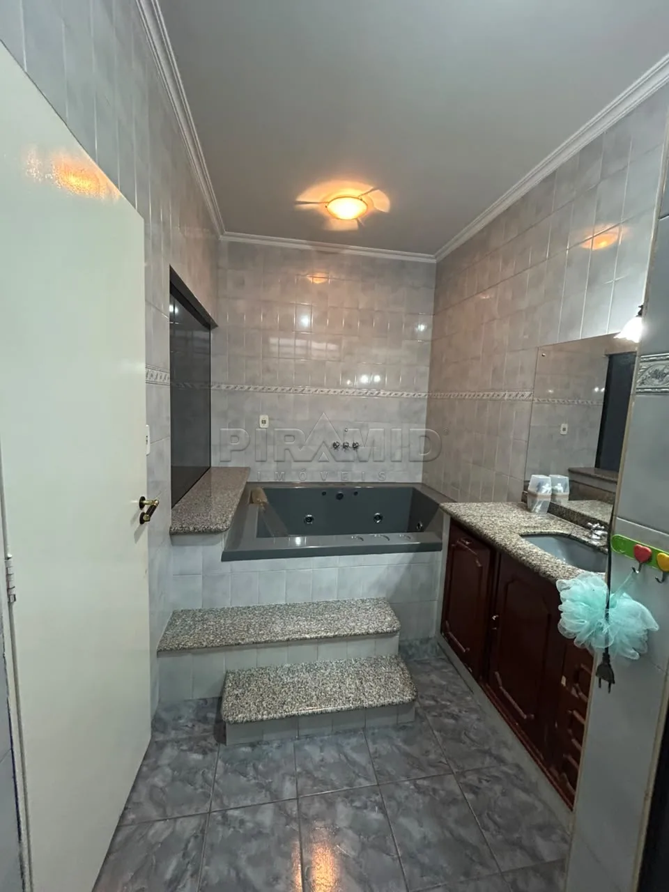 Comprar Casa / Padr&atilde;o em Ribeir&atilde;o Preto R$ 400.000,00 - Foto 21