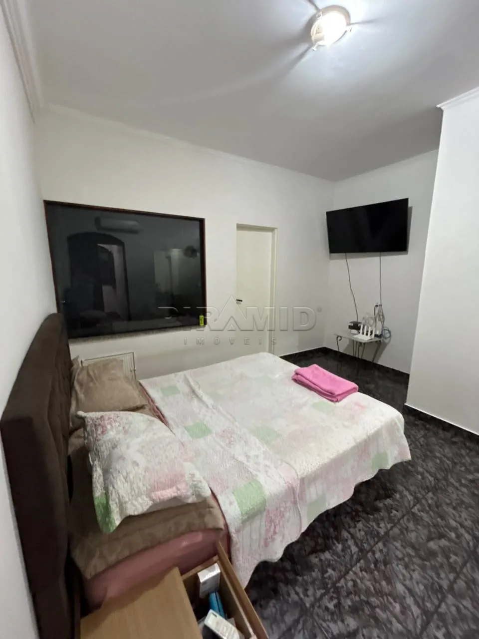 Comprar Casa / Padr&atilde;o em Ribeir&atilde;o Preto R$ 400.000,00 - Foto 18