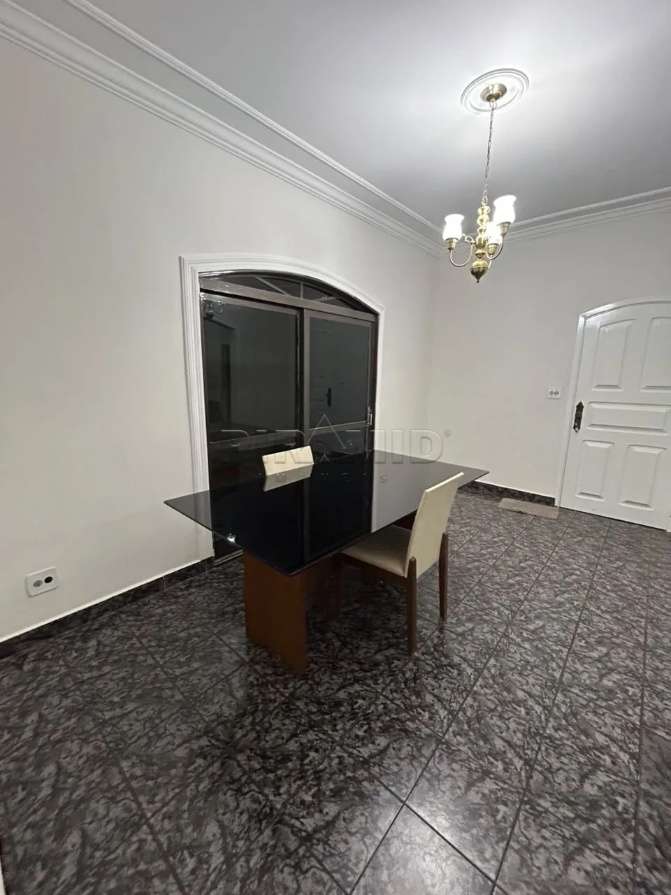 Comprar Casa / Padr&atilde;o em Ribeir&atilde;o Preto R$ 400.000,00 - Foto 4