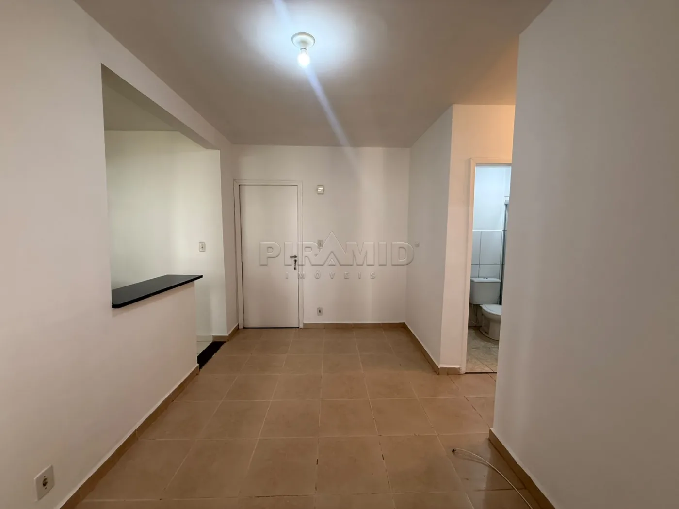 Comprar Apartamento / Padr&atilde;o em Ribeir&atilde;o Preto R$ 200.000,00 - Foto 1