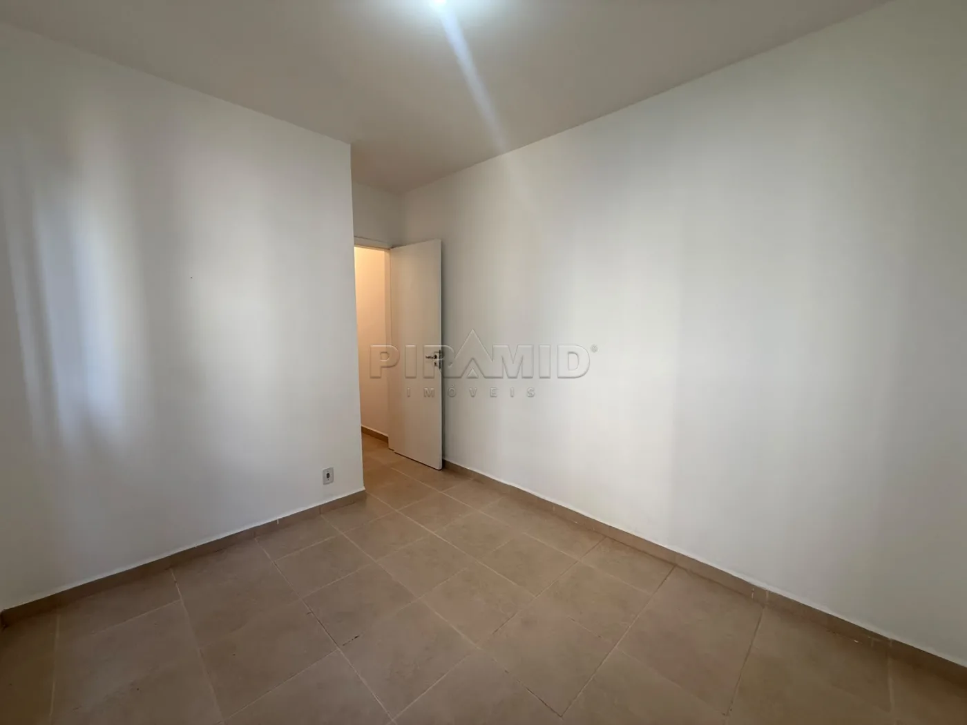 Comprar Apartamento / Padr&atilde;o em Ribeir&atilde;o Preto R$ 200.000,00 - Foto 8