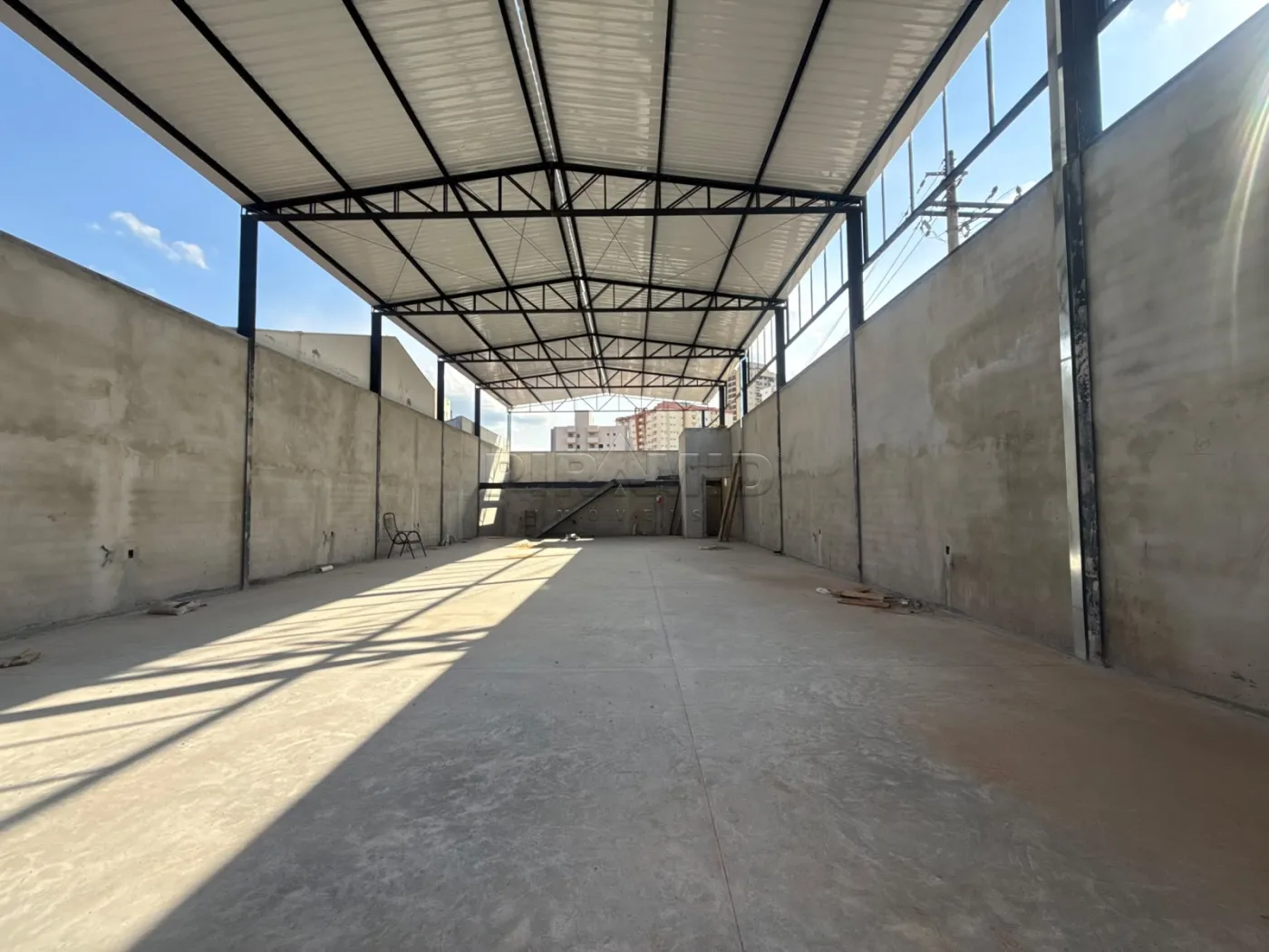 Alugar Comercial / Sal&atilde;o em Ribeir&atilde;o Preto R$ 9.000,00 - Foto 2