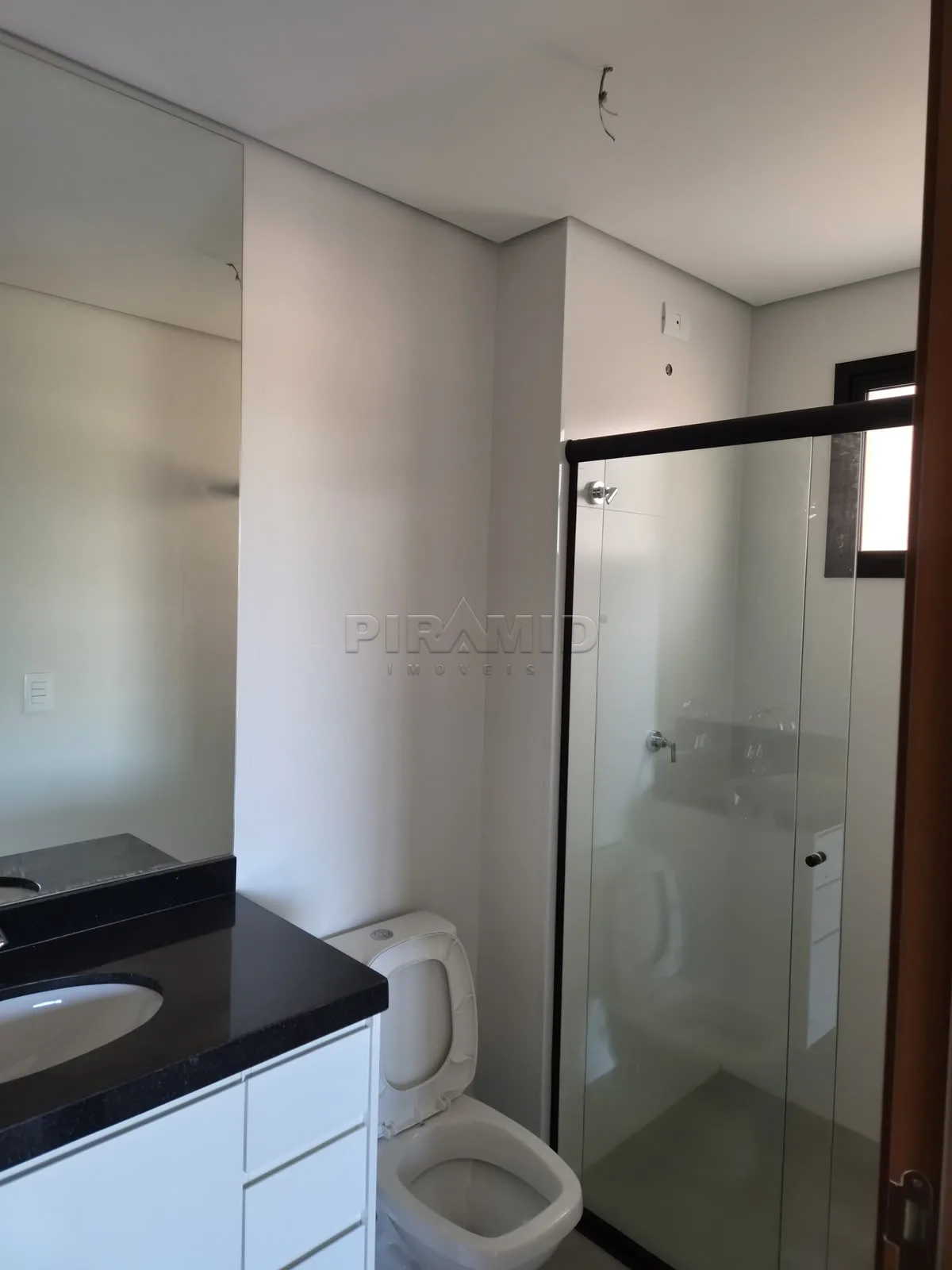 Alugar Apartamento / Padr&atilde;o em Ribeir&atilde;o Preto R$ 2.000,00 - Foto 3
