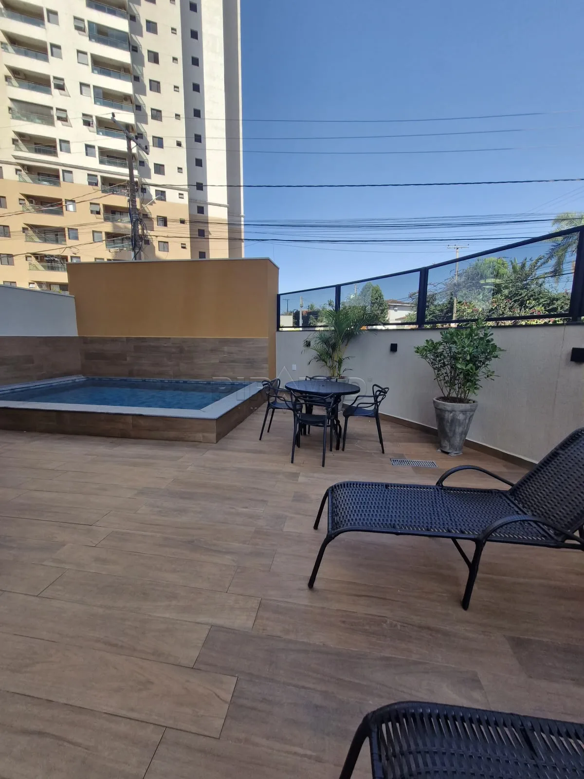 Alugar Apartamento / Padr&atilde;o em Ribeir&atilde;o Preto R$ 2.000,00 - Foto 10
