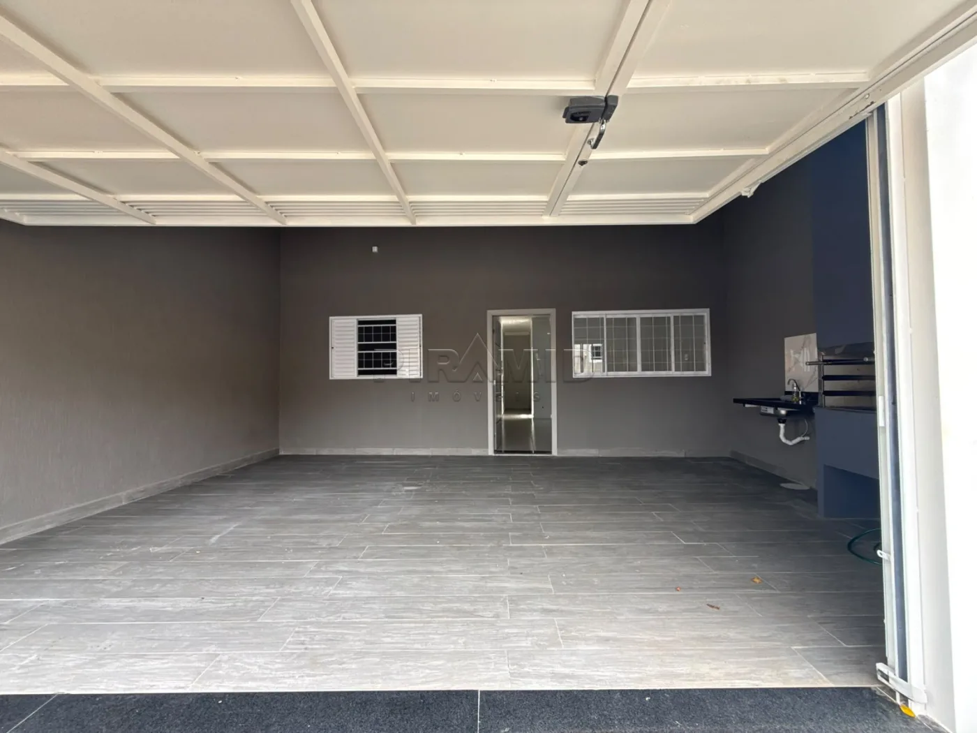 Alugar Casa / Padr&atilde;o em Ribeir&atilde;o Preto R$ 2.000,00 - Foto 1