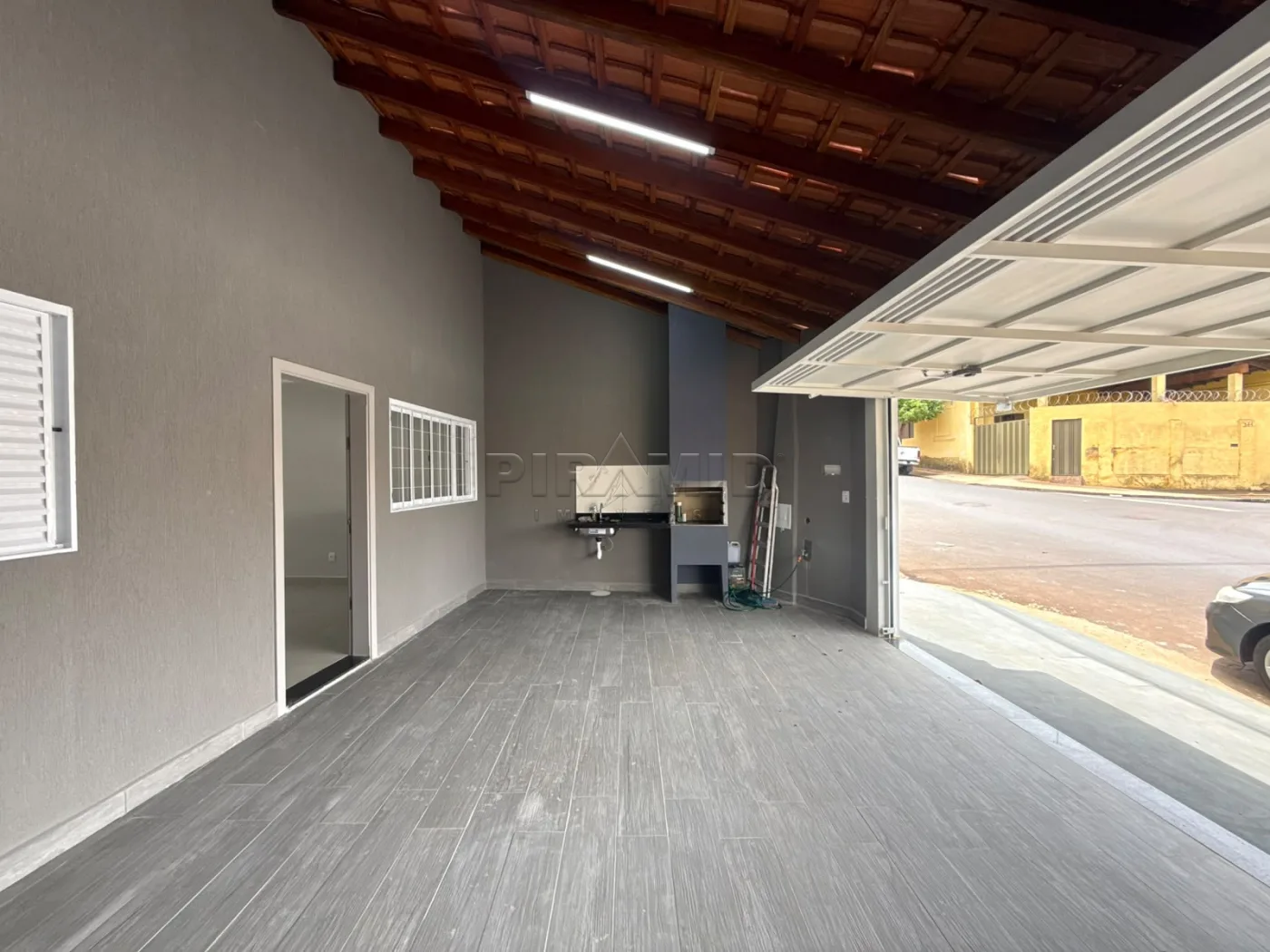 Alugar Casa / Padr&atilde;o em Ribeir&atilde;o Preto R$ 2.000,00 - Foto 2