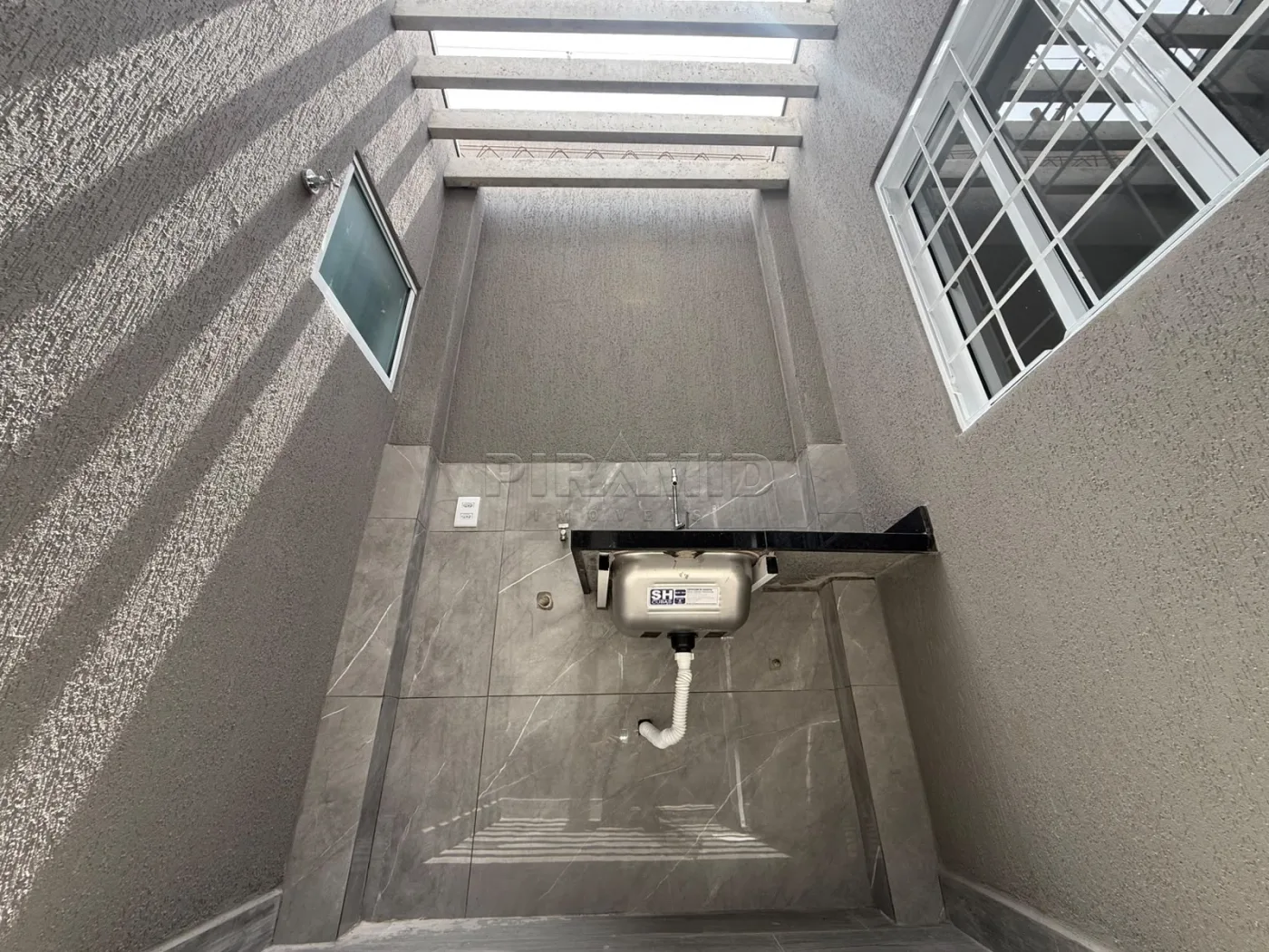 Alugar Casa / Padr&atilde;o em Ribeir&atilde;o Preto R$ 2.000,00 - Foto 10
