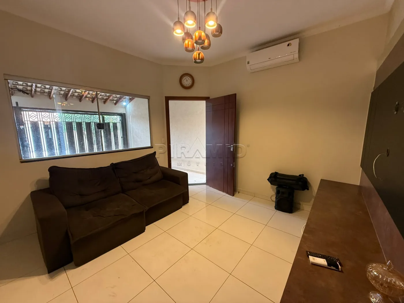 Alugar Casa / Padr&atilde;o em Ribeir&atilde;o Preto R$ 3.200,00 - Foto 4