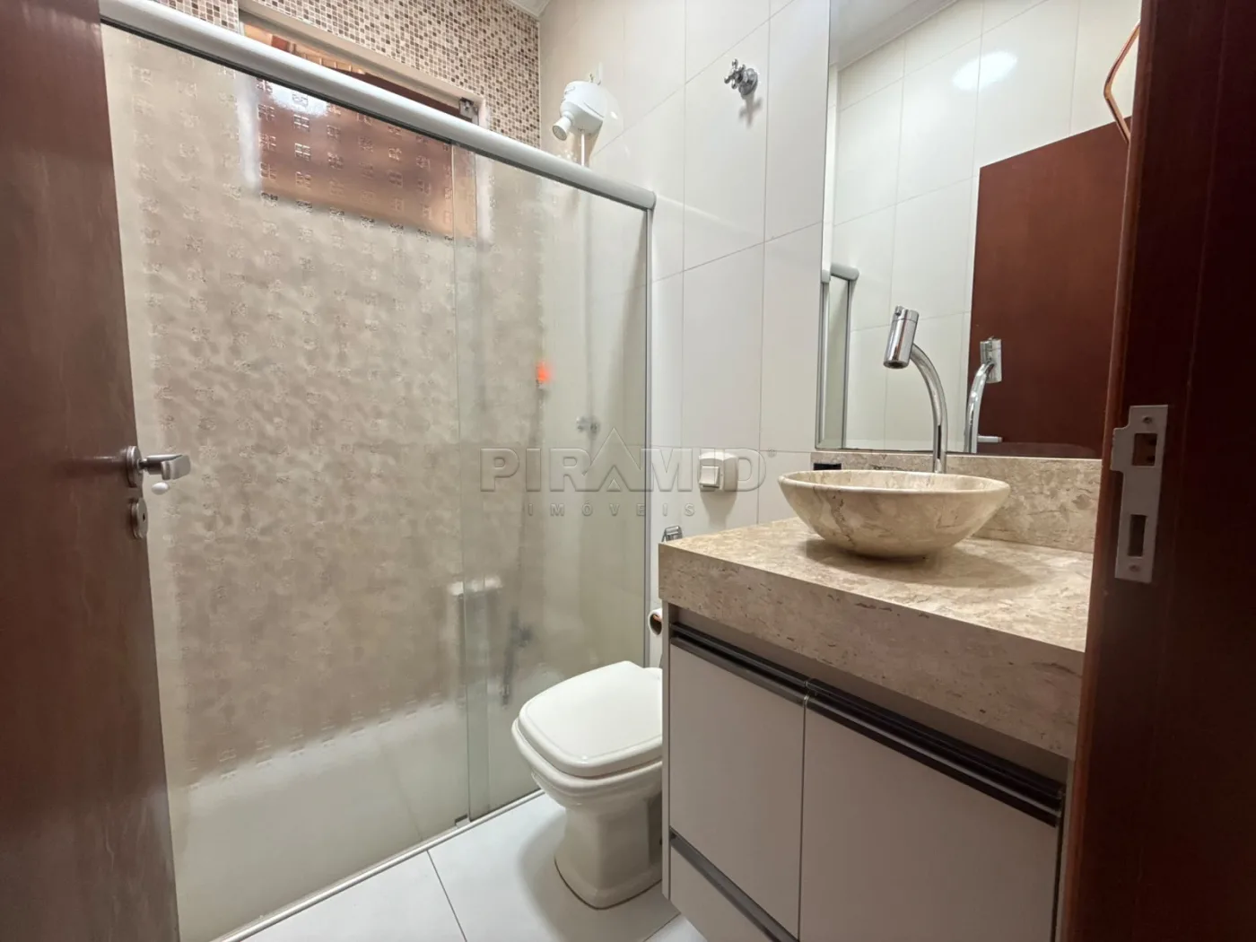 Alugar Casa / Padr&atilde;o em Ribeir&atilde;o Preto R$ 3.200,00 - Foto 7