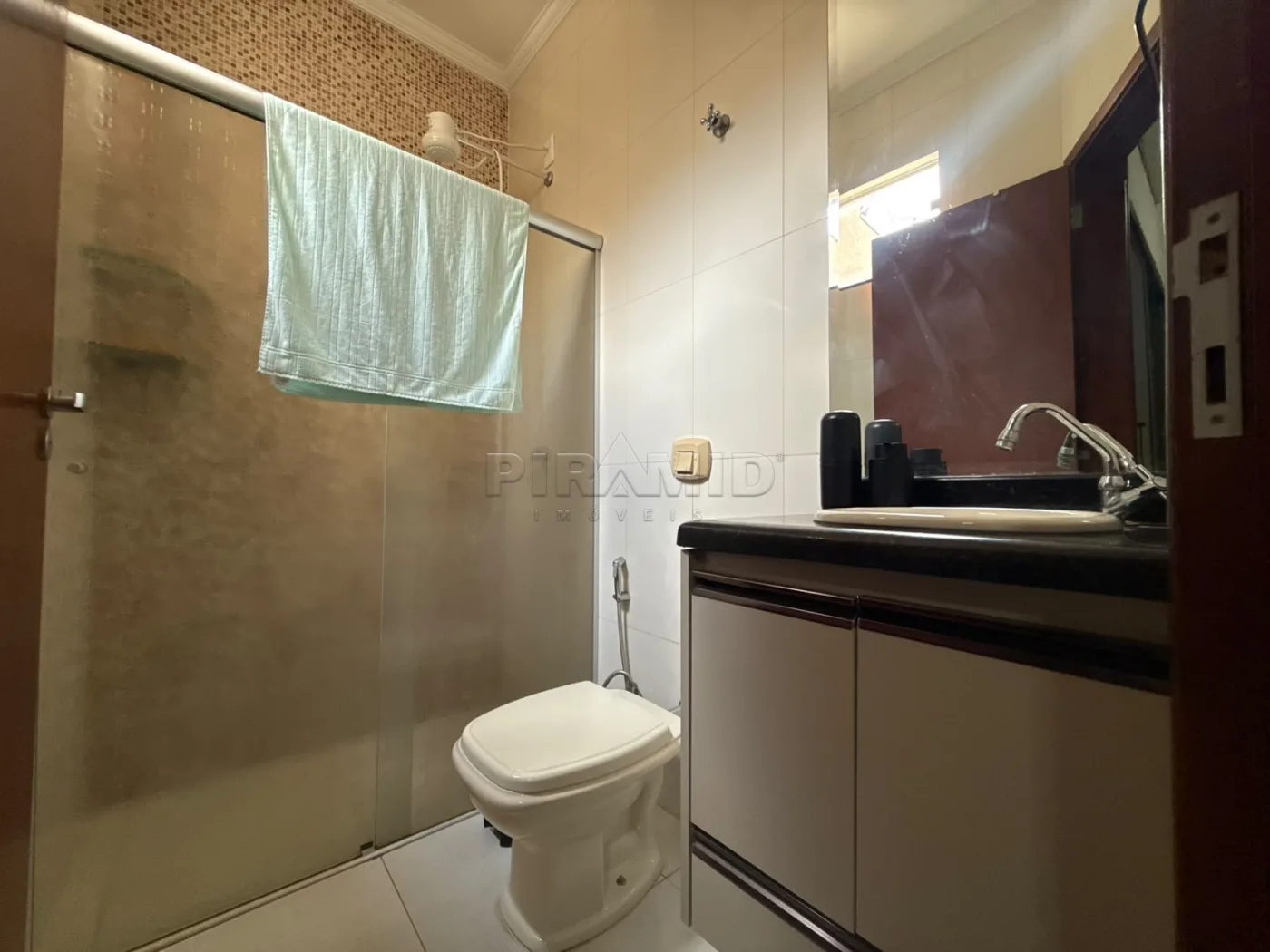 Alugar Casa / Padr&atilde;o em Ribeir&atilde;o Preto R$ 3.200,00 - Foto 15
