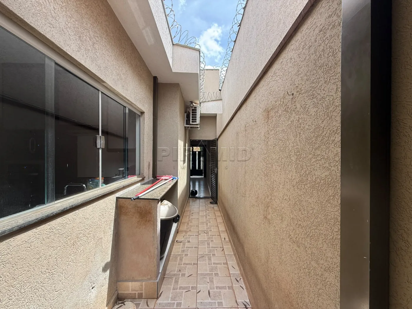 Alugar Casa / Padr&atilde;o em Ribeir&atilde;o Preto R$ 3.200,00 - Foto 18