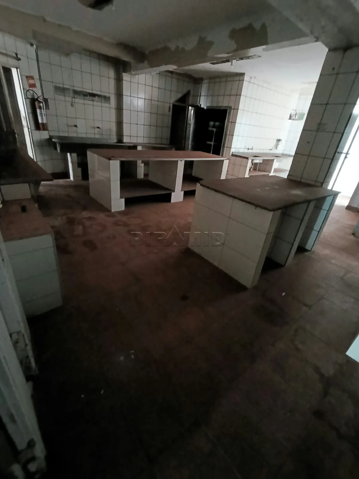 Alugar Comercial / Ponto Comercial em Ribeir&atilde;o Preto R$ 5.500,00 - Foto 15