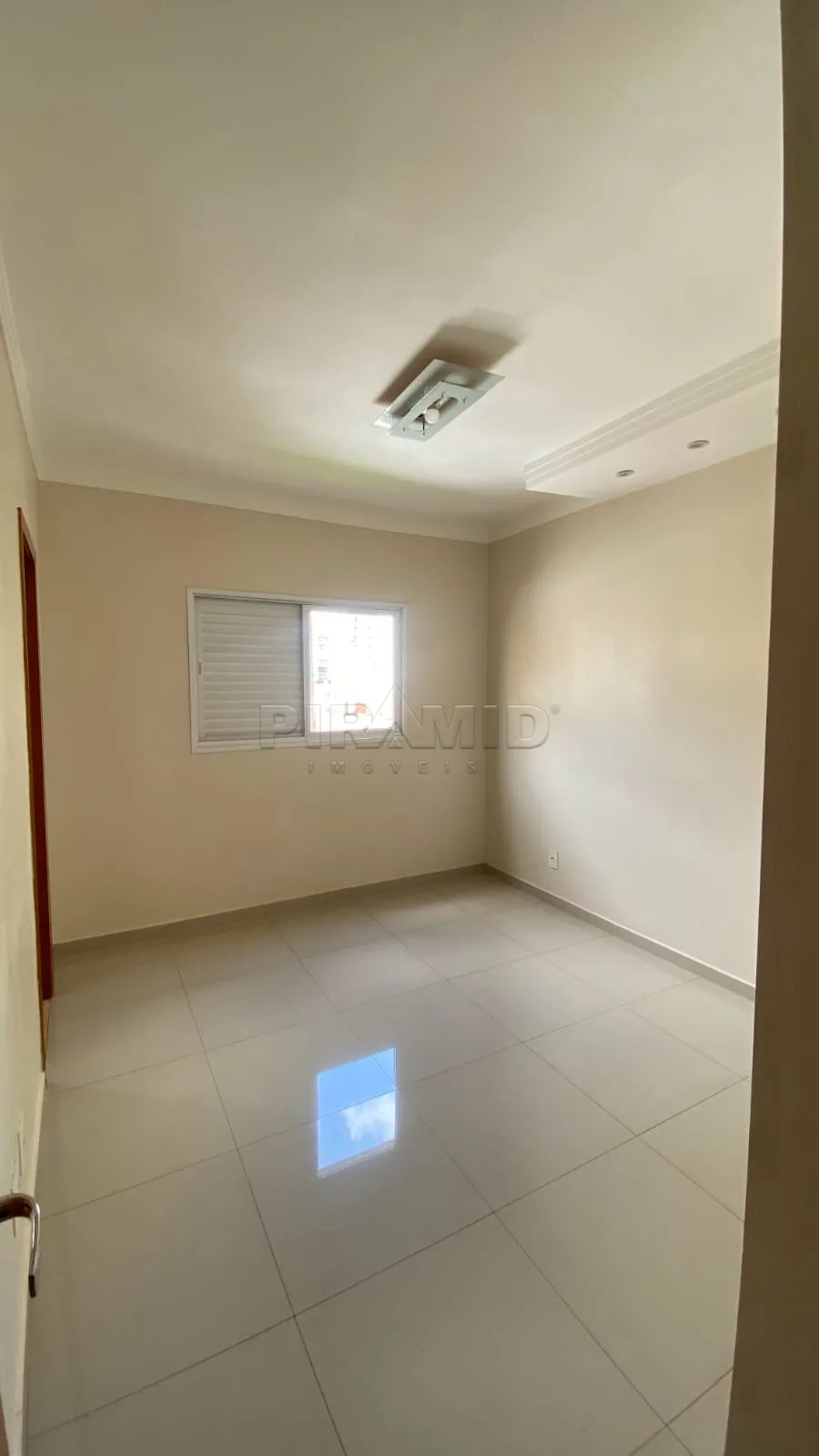 Alugar Apartamento / Padr&atilde;o em Ribeir&atilde;o Preto R$ 4.200,00 - Foto 12