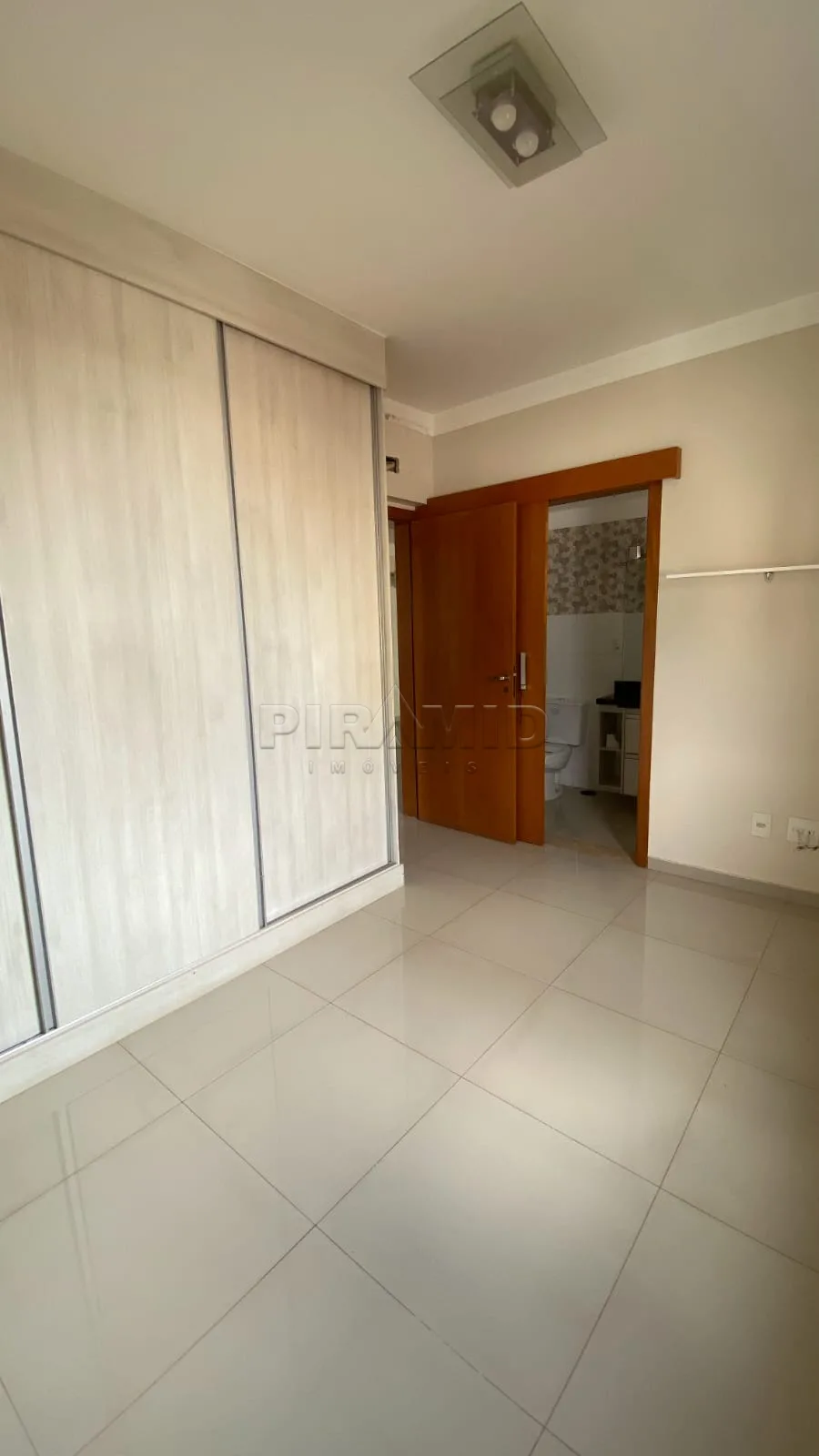 Alugar Apartamento / Padr&atilde;o em Ribeir&atilde;o Preto R$ 4.200,00 - Foto 13